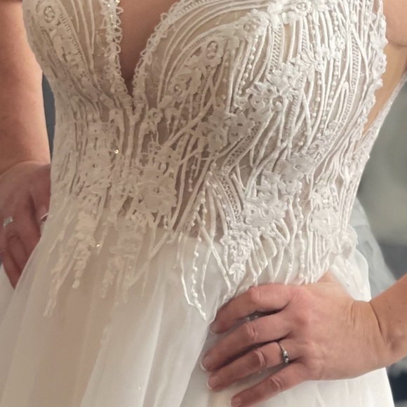 Brand New Wedding Gown Daniela Di Marino - Picture 9 of 11